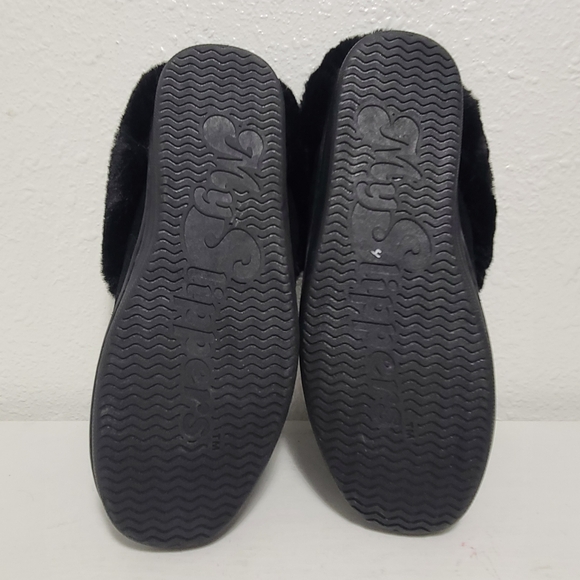 Myslipper slip on black leather faux fur slippers - Picture 15 of 15